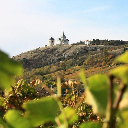 Penzion Fontana Микулов Экстерьер фото