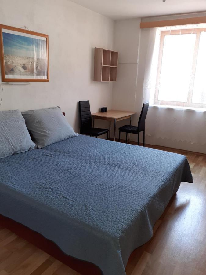 Penzion Fontana Микулов Экстерьер фото