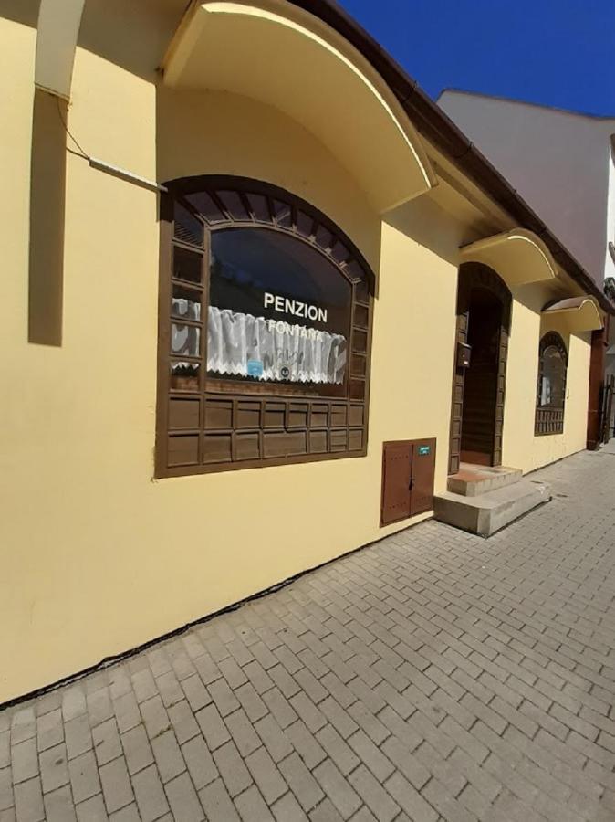 Penzion Fontana Микулов Экстерьер фото